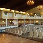 Business-hotel Stockinger מלון 4*